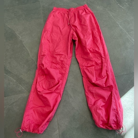 Retrofete Seroya NWT Adelina ruched parachute 90’s  Cargo Pants hot pink size XS - Picture 6 of 12